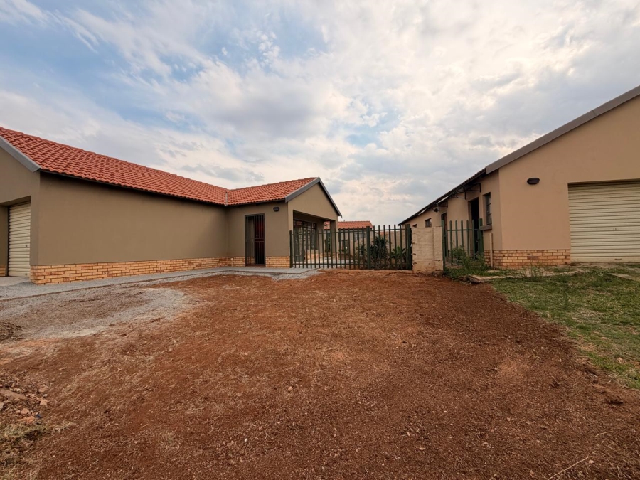 3 Bedroom Property for Sale in Waterkloof North West